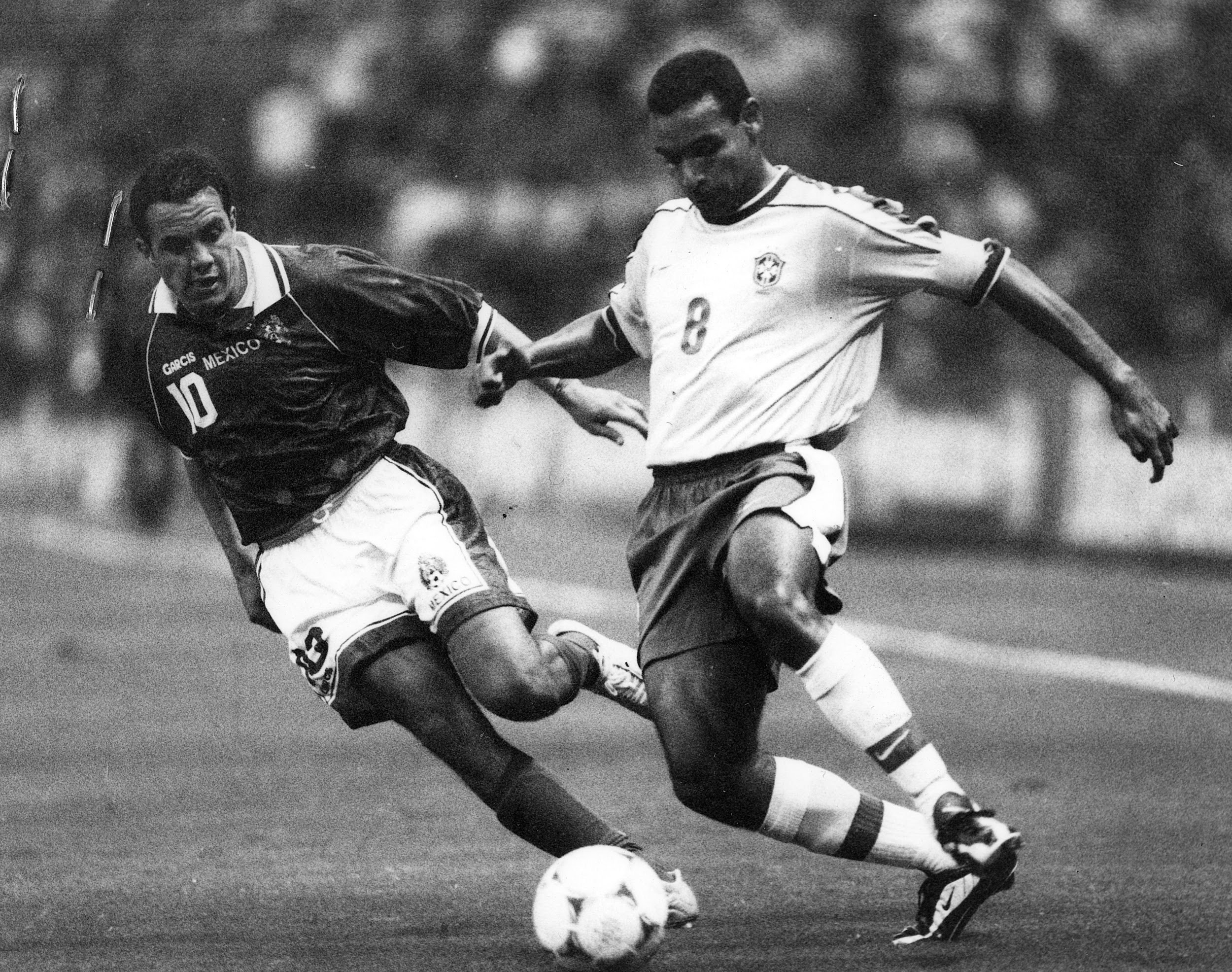 Cuauhtémoc Blanco - jugada