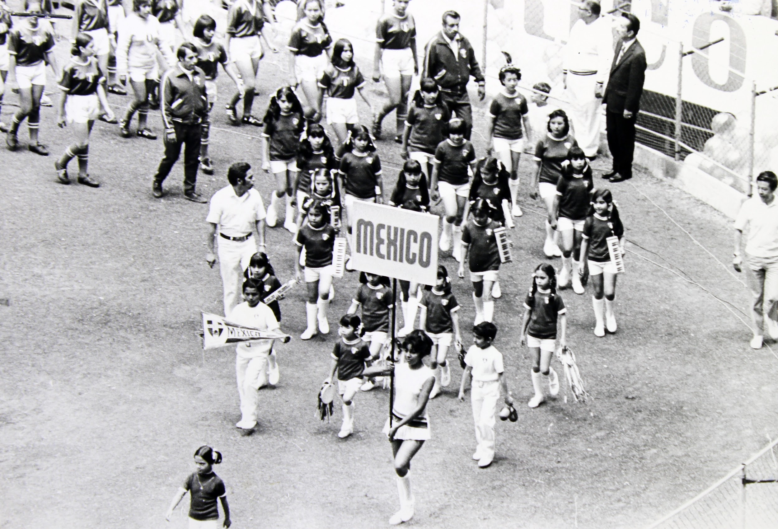 México 1971 - Inauguración entrada de la selección mexicana
