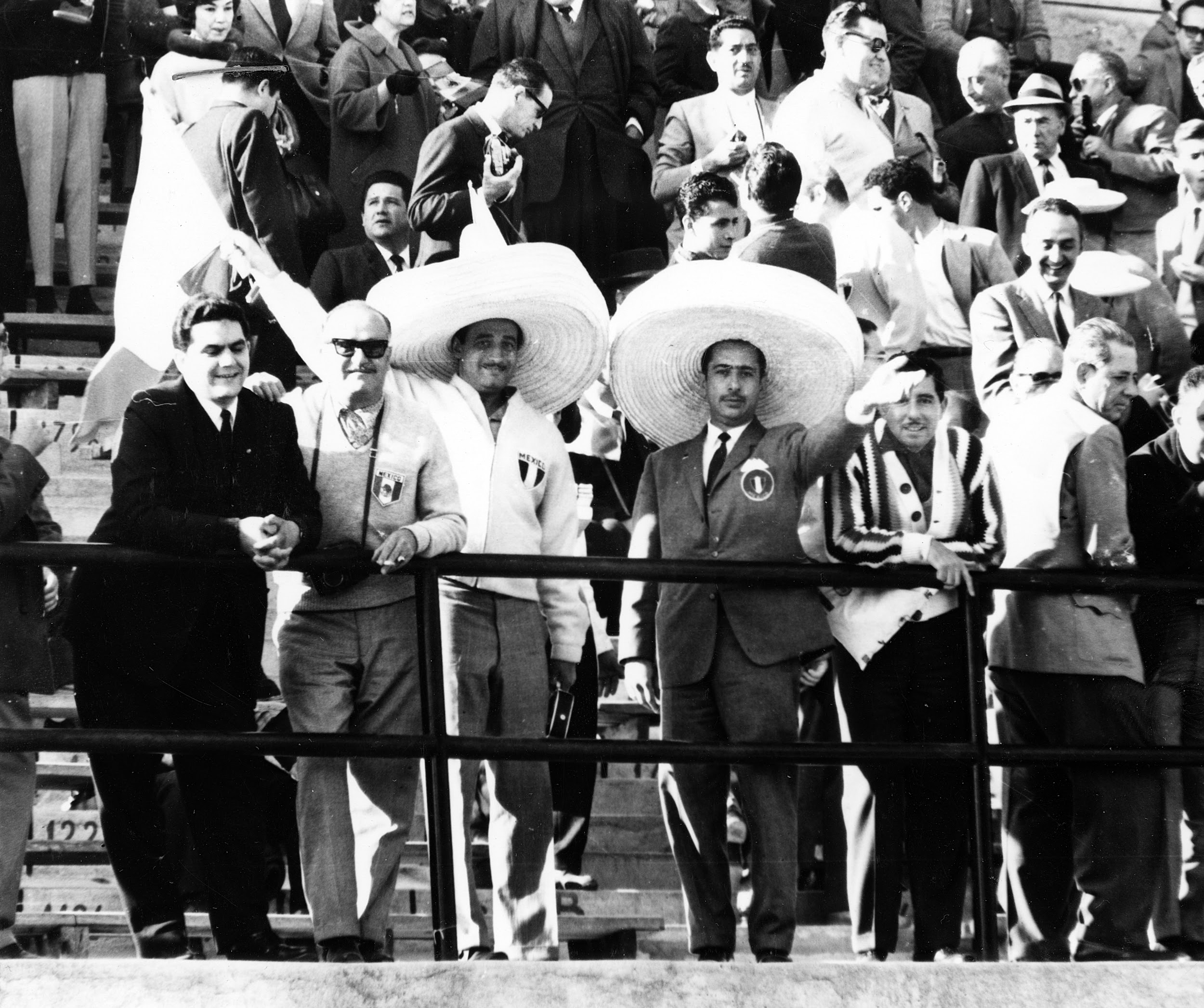 Chile 1962 - Público con sombreros mexicanos