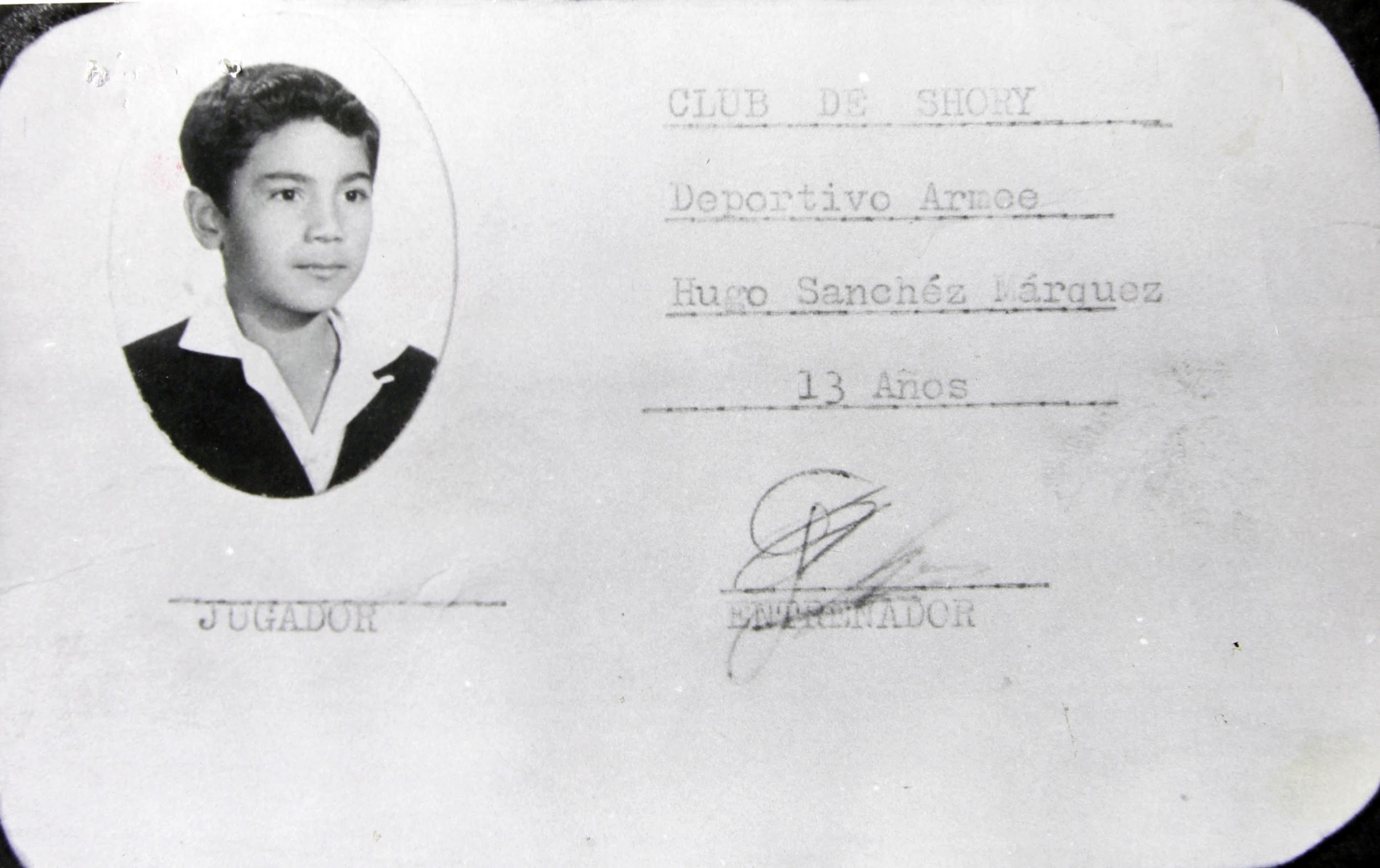11 de julio 1984 - Fotografía de credencial de Hugo Sánchez