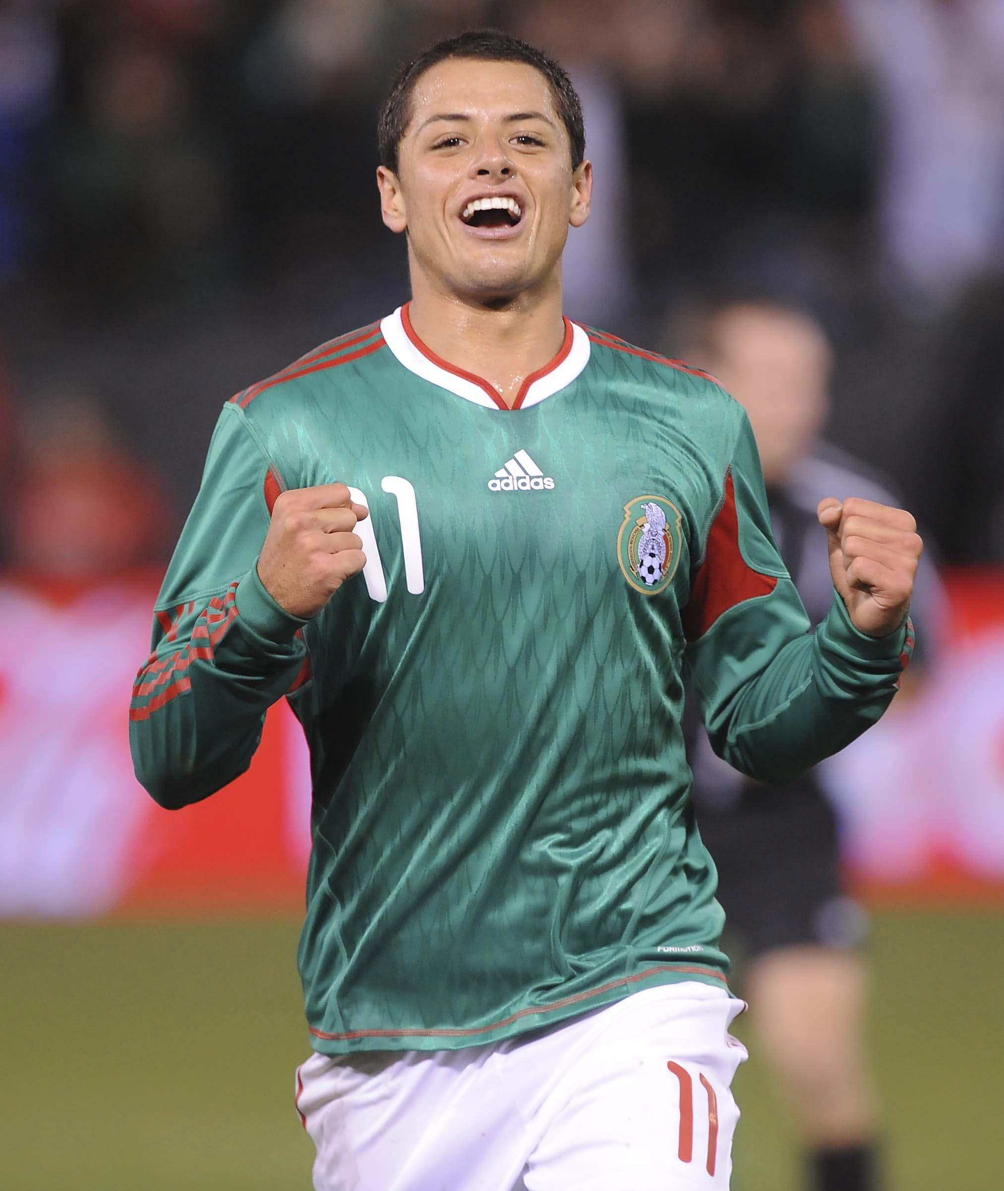 25 de febrero de 2010 - Javier Hernández, Foto Barrera