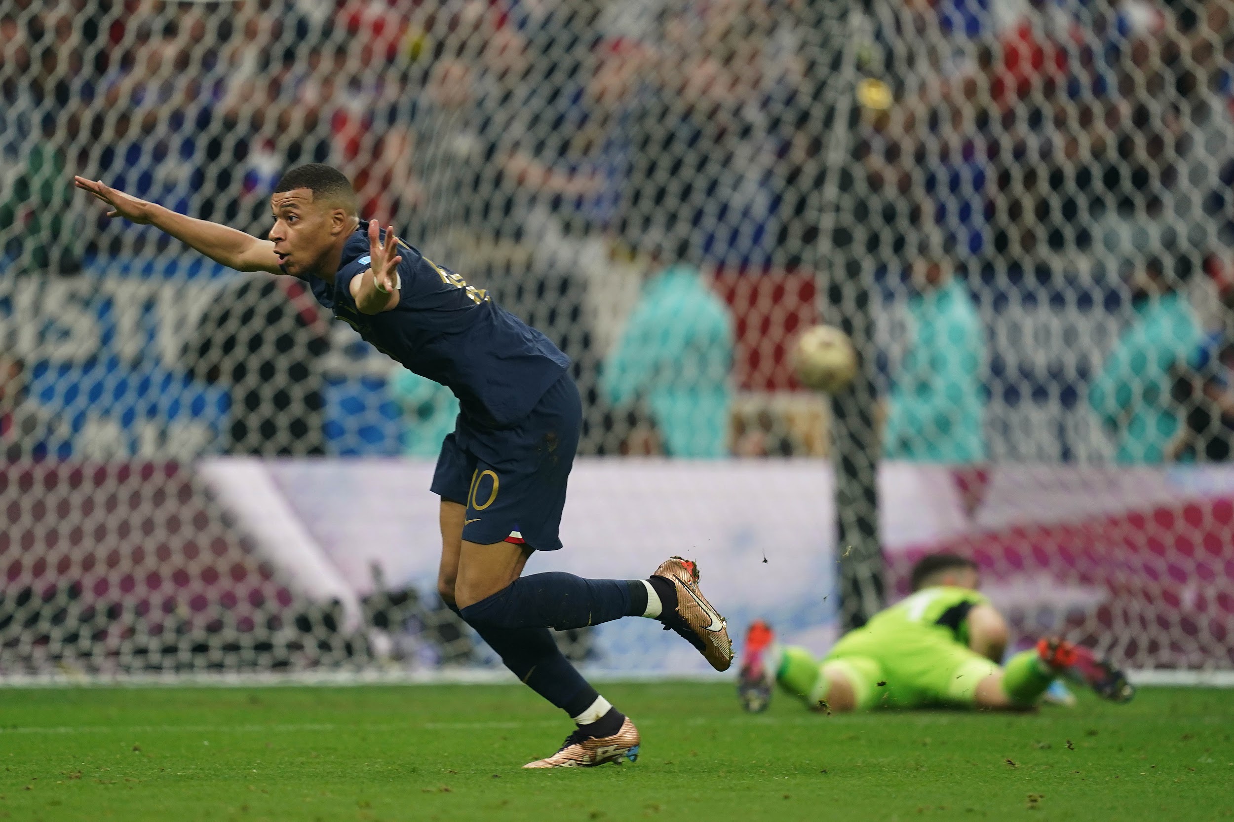 Qatar, 8 de diciembre de 2022 - Kylian Mbappé, Argentina VS Francia, Foto Erik Estrella